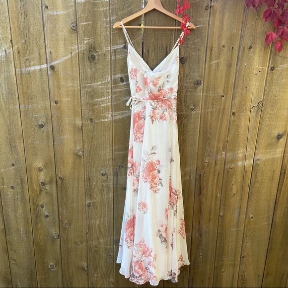 Elegant Cream and Blush Floral Wrap Maxi Dress 🌿 - Picture 8 of 12